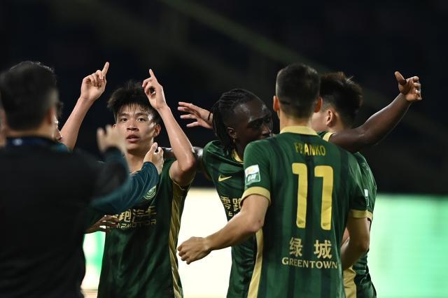 王钰栋一球扫阴霾悼念布彭扎：哭是因为想念我队友